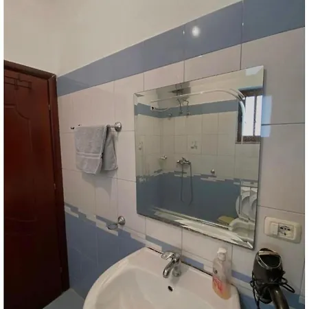 Apartament Vila He-ar *