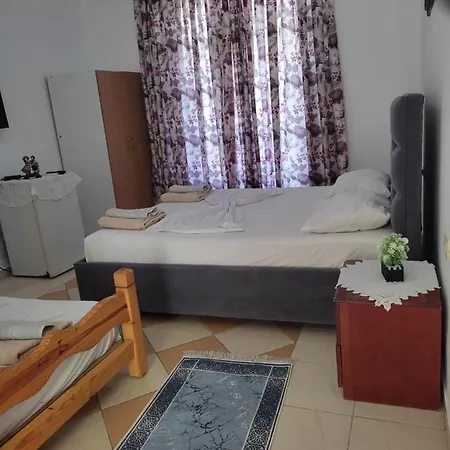 Vila He-ar * Saranda