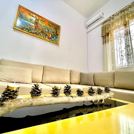 Vila He-ar Apartment *
